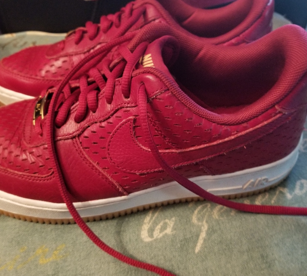 Nike